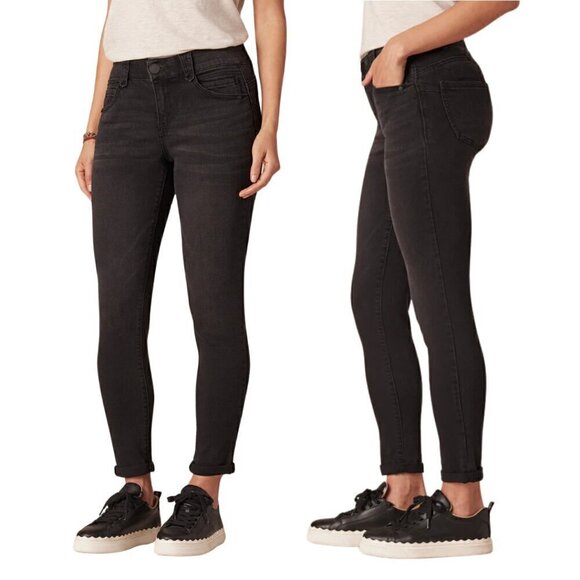 Democracy NWT "Ab"solution Black Ankle Skimmer Jeans 6 - Skinny, Stretchy, Gift - Picture 1 of 12